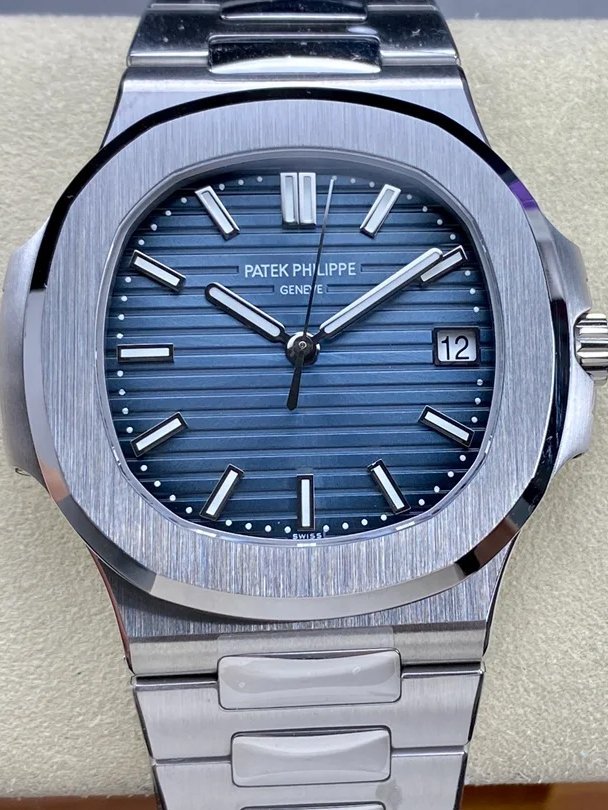 03.jpg 1:1 Superclone Patek Philippe 5811G Nautilus - Image 1