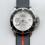 Panerai Submersible Quarantaquattro PAM1681 Luna Rossa 44MM（1;1Super Clone）