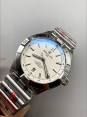 Breitling Chronomat Automatic GMT 40 White Dial(1:1Super Cloen) - Image 4