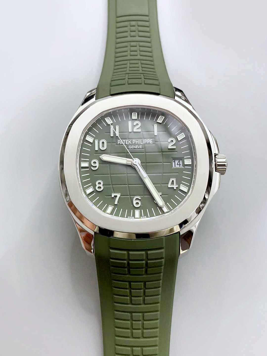 1月19日-21.jpg Patek Philippe Aquanaut 5168G Green Dial 904L Steel (1:1Super Clone) - Image 1