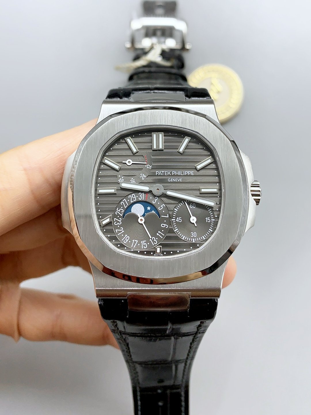 1月19日-216.jpg Patek Philippe Nautilus 5712/1A Grey Dial(1:1Super Clone) - Image 1