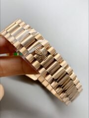 Rolex Day-Date 40mm With Green Dial And Rose Gold bracelet.(1;1Super Clone) - Image 7