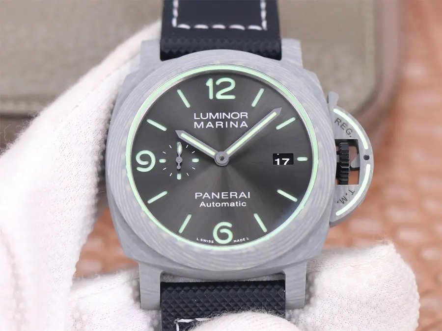 4d39d6_3ac01bffe4f3416989018bc40bdd4947mv2.jpg Panerai Luminor PAM 1118 1:1 Superclone - Image 1