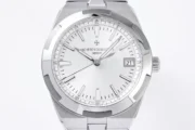 Vacheron Constantin Overseas 4500V Series – Silver Stainless Steel with Date Display - Image 2